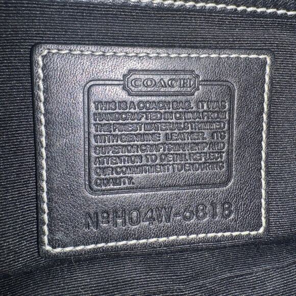 Coach Y2K Vintage Soho Buckle Bag - Picture 9 of 9